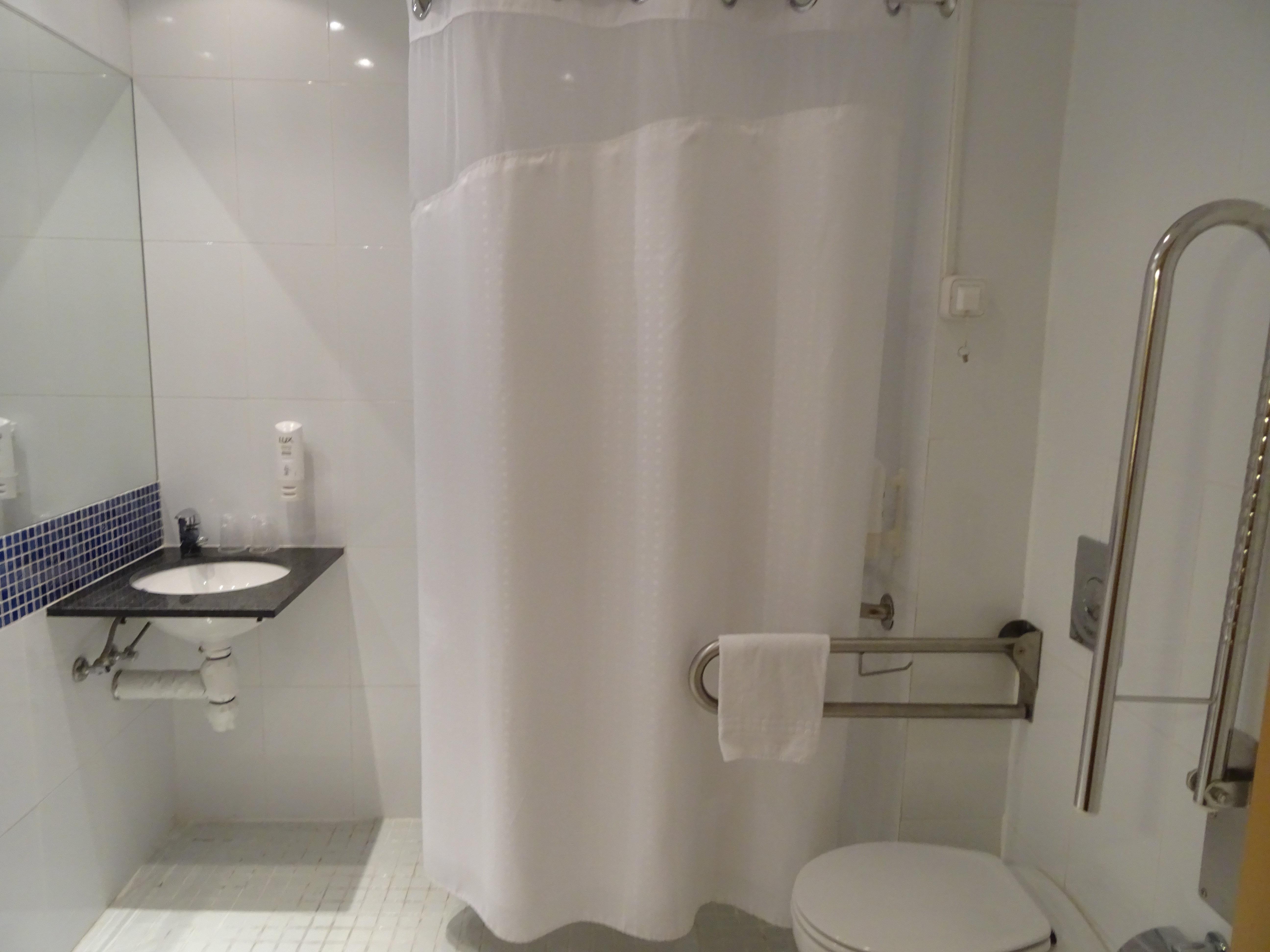 Hotel Express Barcelona - Montmelo By Ihg 3*