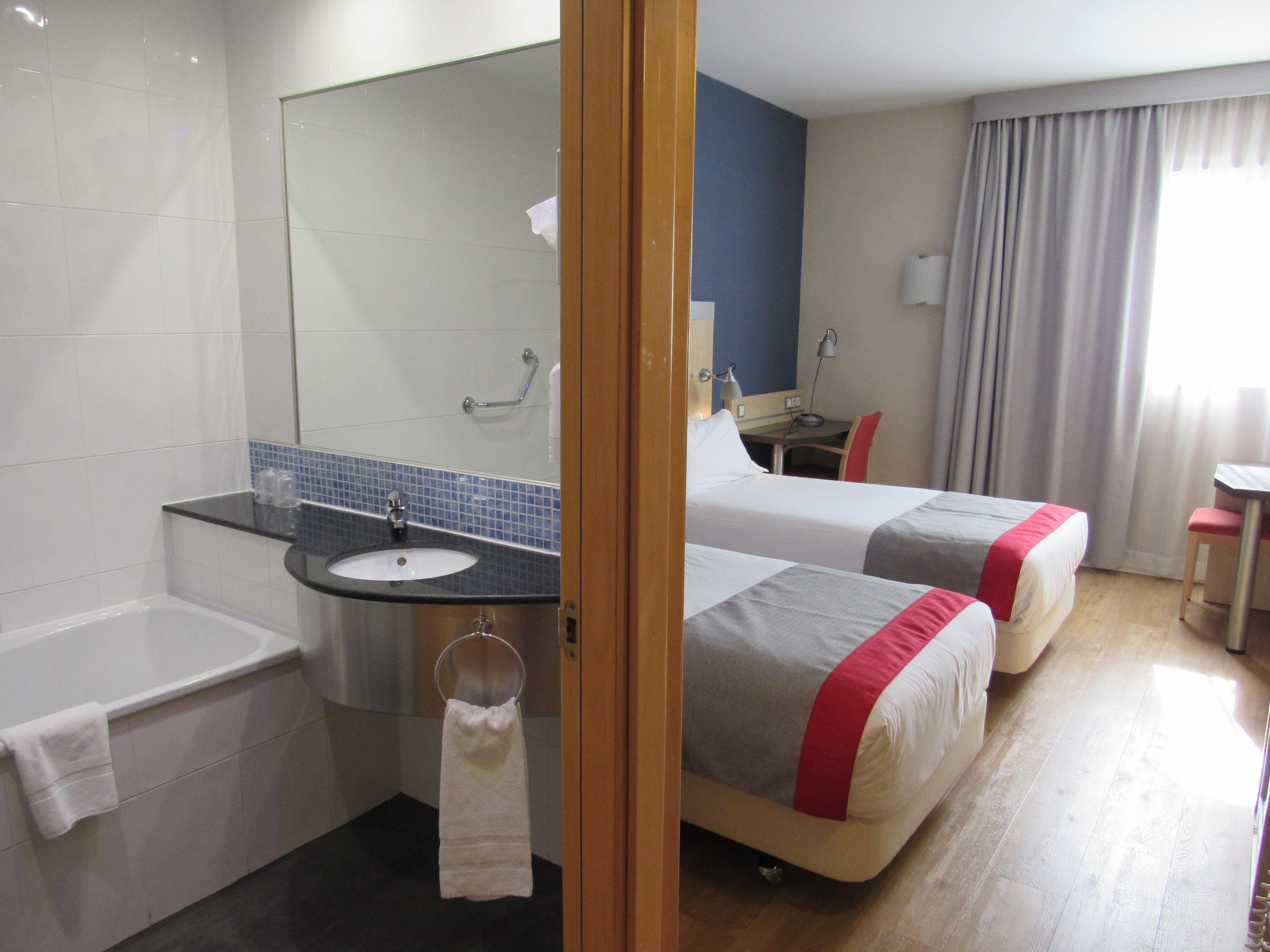 Express Barcelona - Montmelo By Ihg Hotel