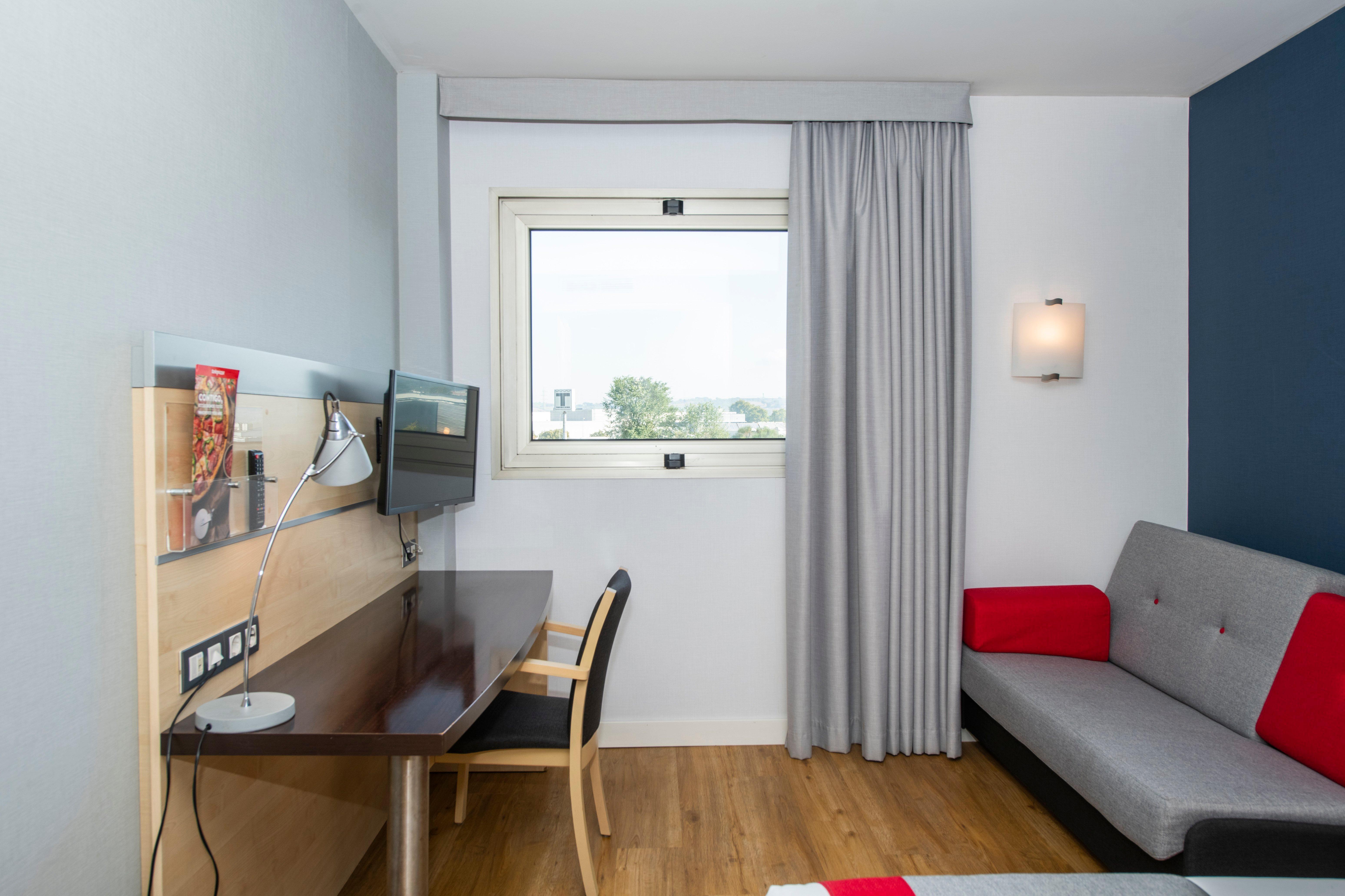 Express Barcelona - Montmelo By Ihg 3*